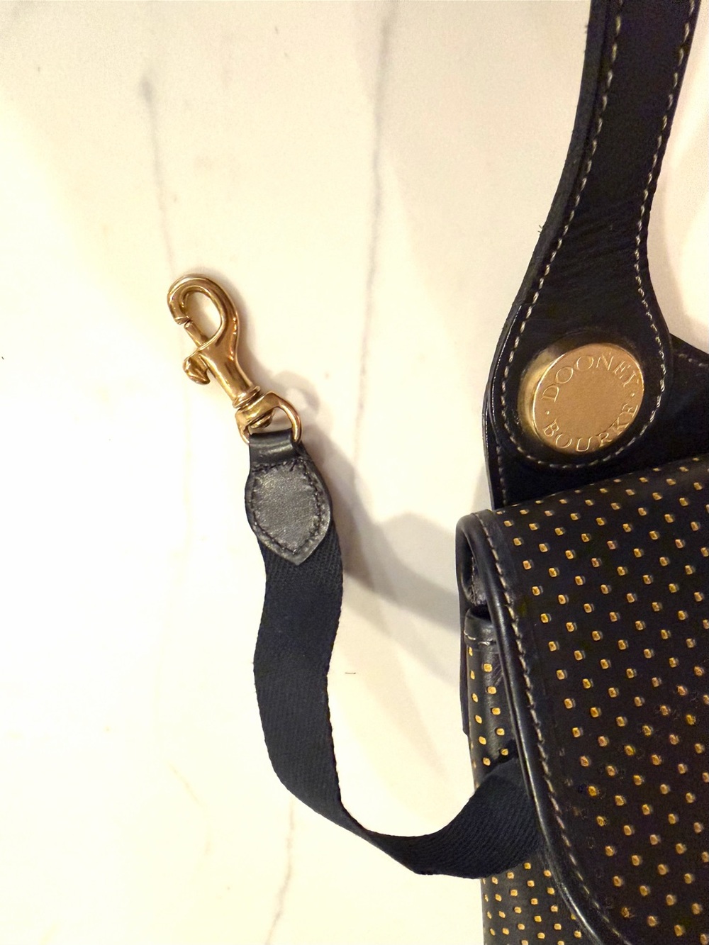 DOONEY & BOURKE•black perforated leather cabriolet vintage shoulder bag - Picture 12 of 14